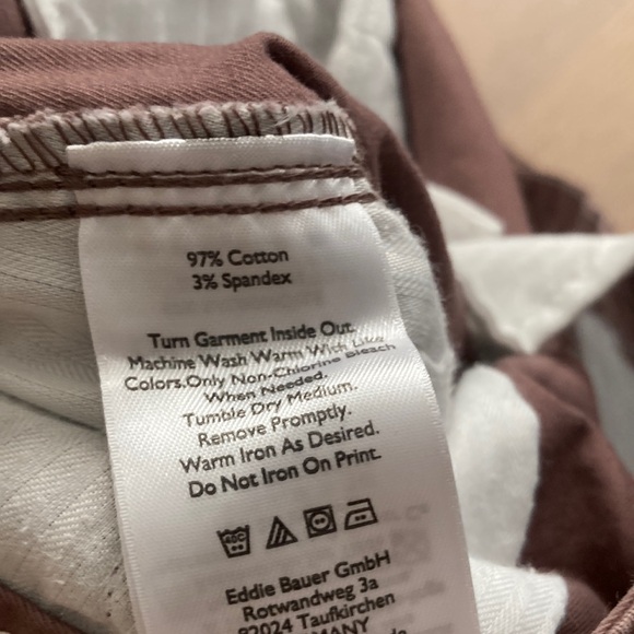 Like New Eddie Bauer Mauvish Brown Legend Wash Chino Pants size 12 - Picture 9 of 9